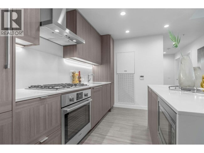 Building Photo - 2311 Beta Ave