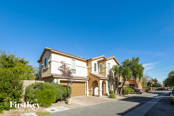 Foto principal - 6208 Bradford Island Ct