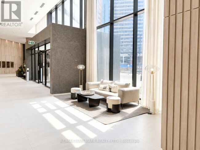 Building Photo - 10 Flavelle Trl