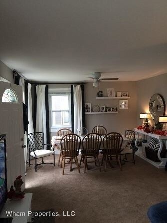 Foto del edificio - 3 br, 2 bath House - 325 N. Jefferson