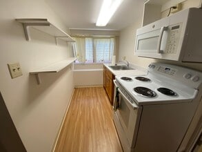 Building Photo - 3715 Sierra Dr