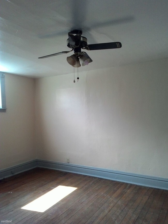 Foto del edificio - 3 br, 1 bath House - 1036 Hamilton Ave