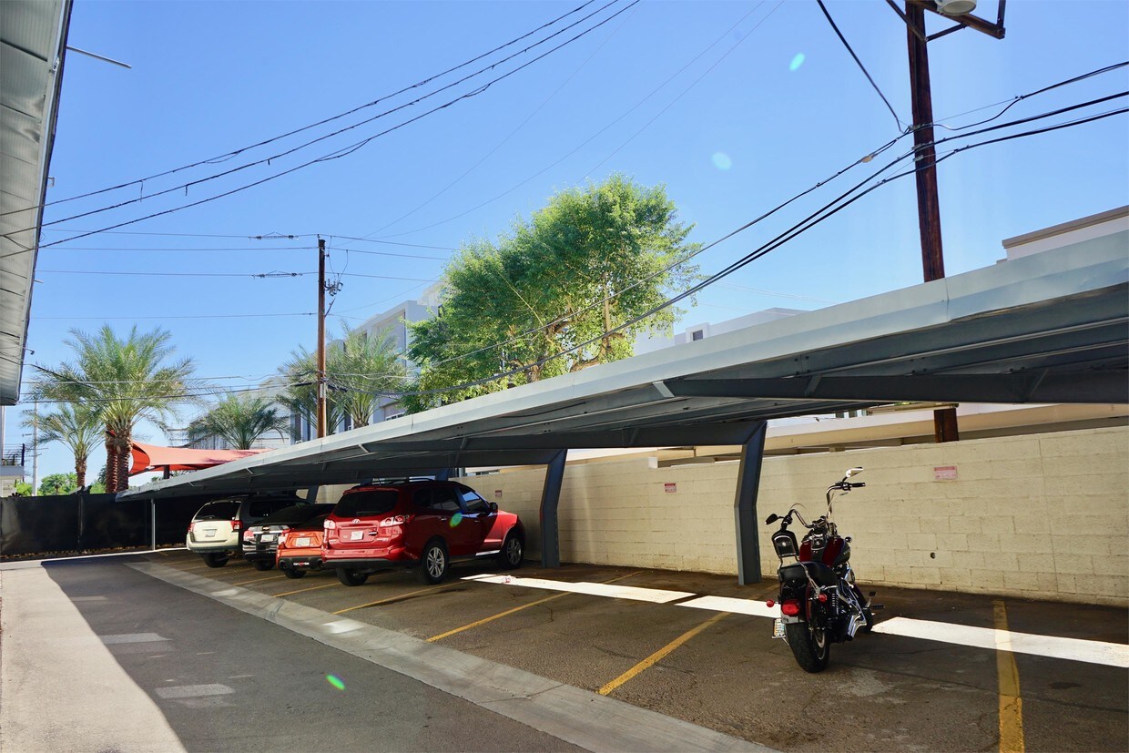 Foto del edificio - 2417 E Campbell Ave