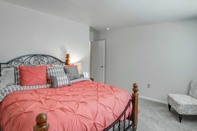 Building Photo - Hollidaysburg Manor