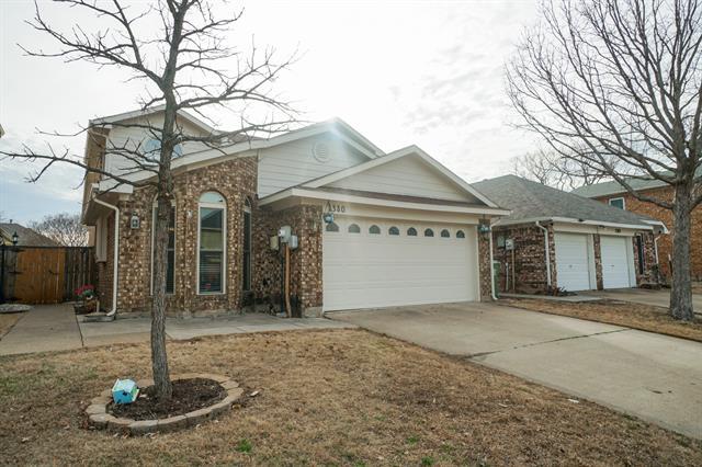 Building Photo - 1380 Chinaberry Dr