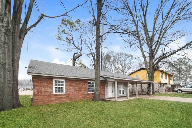 Building Photo - 1756 W Holmes Rd