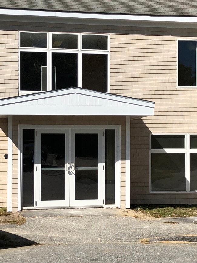 Building Photo - 2 Davenport Cir