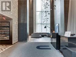 Building Photo - 65 St Mary St