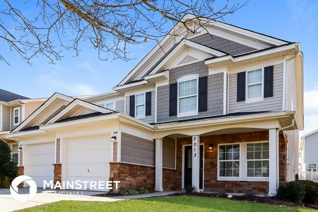 Building Photo - 2013 Double Cedar Dr
