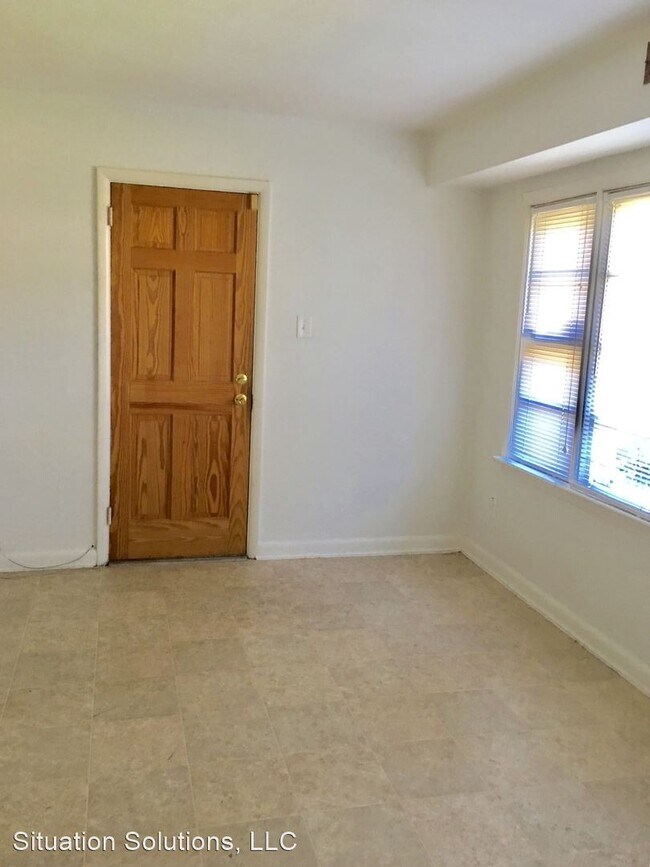 Foto del edificio - 3 br, 2 bath House - 1033 Georgetown Rd