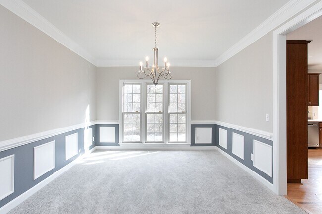 Foto del edificio - Beautiful 5 bedroom home in Cameron Estates!