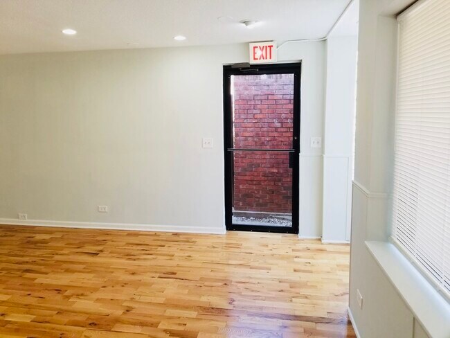 Foto del edificio - 4642 N Francisco Ave