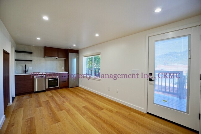 Building Photo - Completely New 1Br, Sleek and Modern with ...
