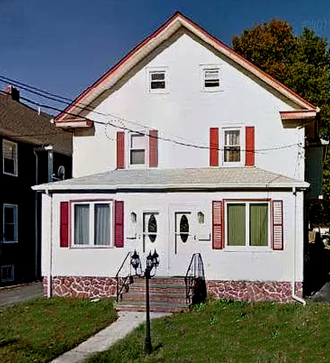 Building Photo - 53 Morris Ave