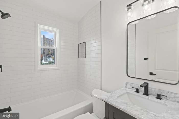 Photo - 10 E Taylor Run Pkwy (Alexandria, VA)