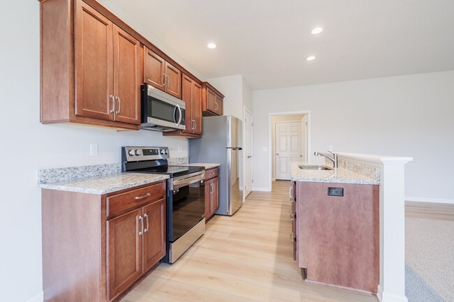 Kitchen - 5873 Monarch Dr