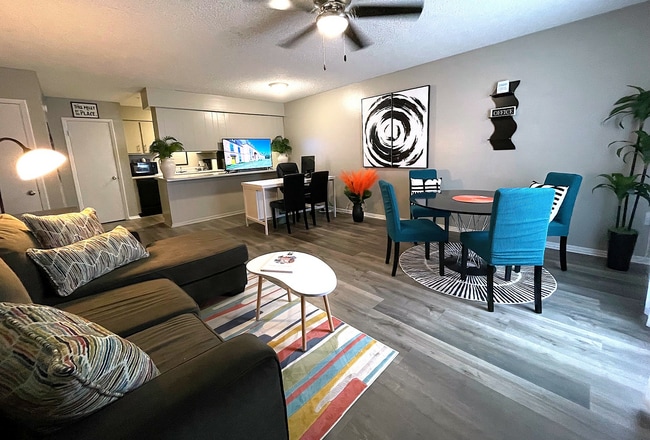 Building Photo - The Vibe Apartments