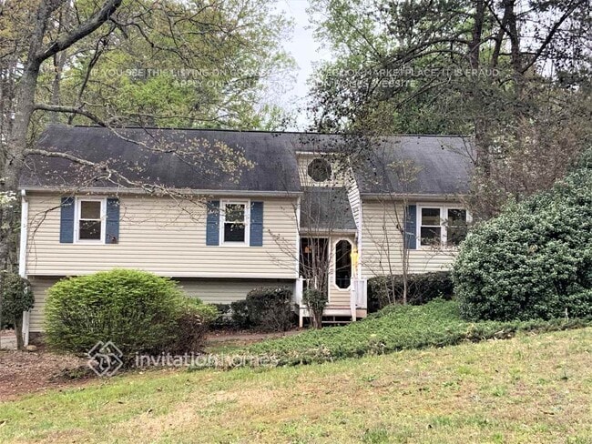 Building Photo - 202 Valley Brook Dr
