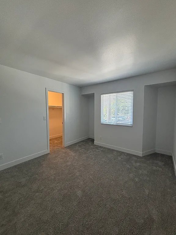 Building Photo - 1610 W Civic Center Dr