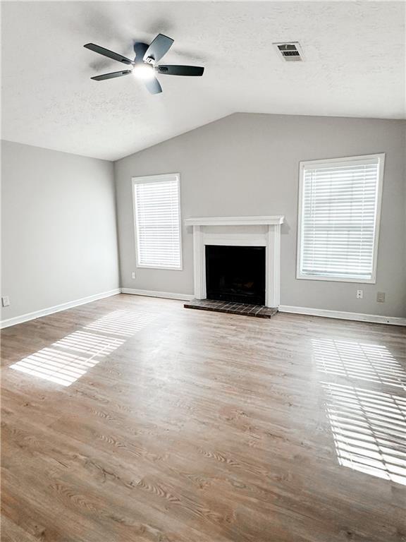 Foto del edificio - 5142 Farm Pl Dr NE