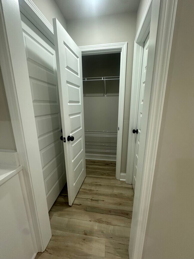 Photo - 5116 Sargent St Apartment