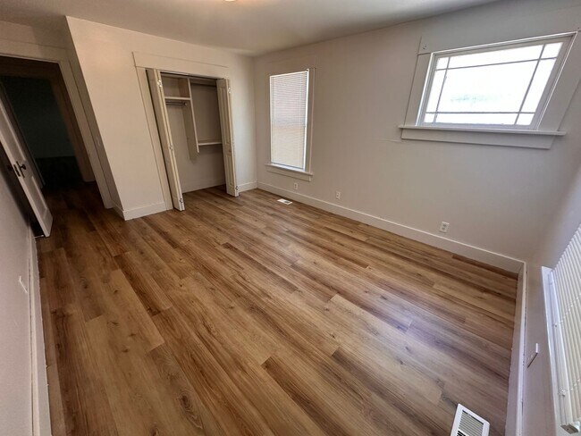 Foto del edificio - $895 - 2 bedroom/ 1 bathroom - Single Fami...