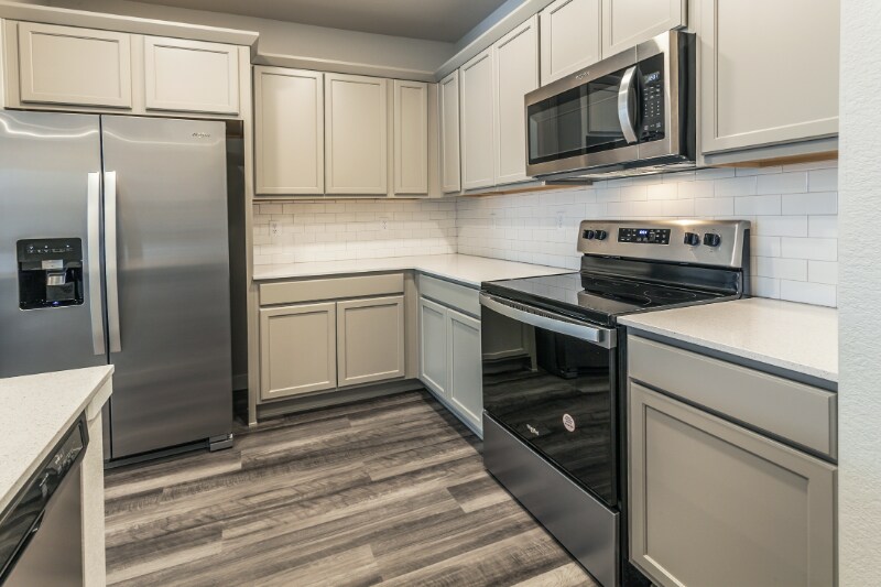 Foto principal - 2920 Barnstormer St