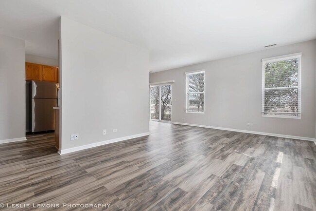 Foto del edificio - 4137 Blackstone Dr