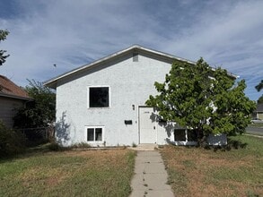 Building Photo - 1830 Ave F