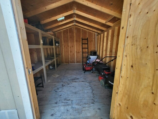 Building Photo - 1409 W 8660 S