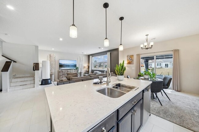 Building Photo - rare hudson new construction home for lease!