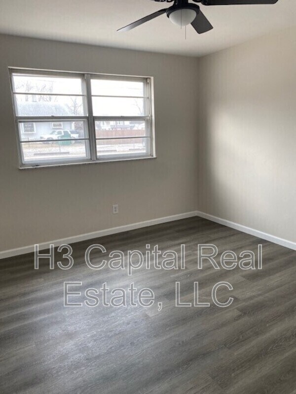 Foto del edificio - 19 S Long St