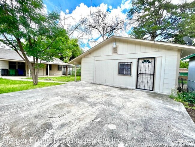 Foto del edificio - 1 br, 1 bath House - 2234 W Hermosa Dr Unit B
