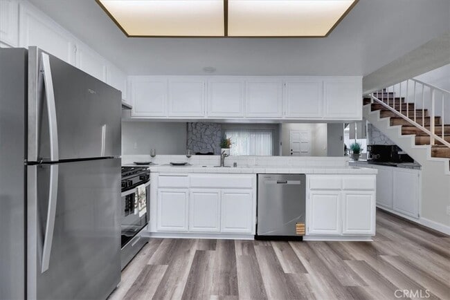 Building Photo - 1214 S Alma St