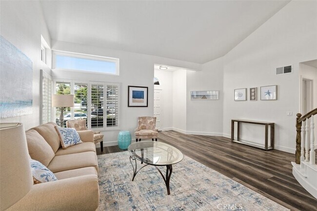 Foto del edificio - 23952 Dory Dr