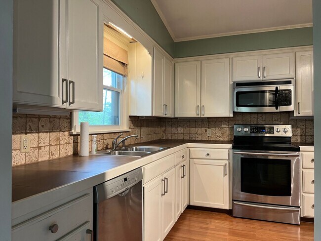 Foto del edificio - 7803 Delray Dr, Little Rock AR 722207 - Wo...
