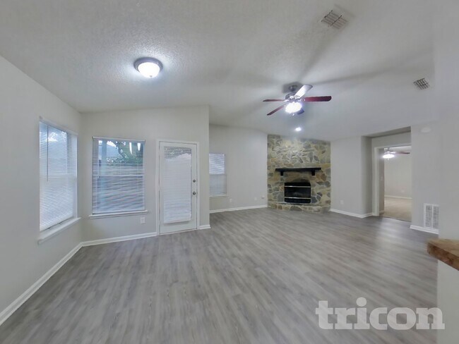 Building Photo - 341 Silent Brook Trail