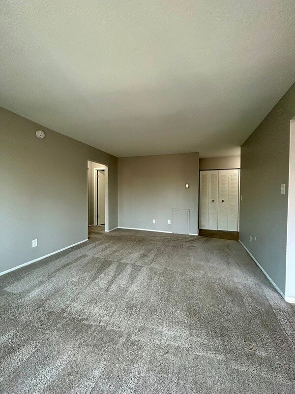 Building Photo - 11335 Old Goddard Rd