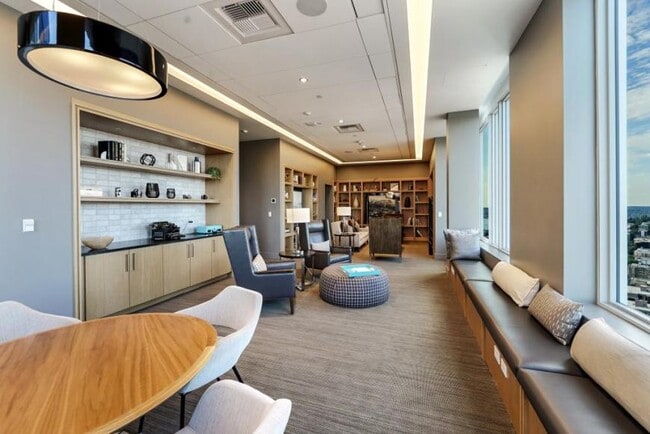 Building Photo - 1 bedroom in Seattle WA 98101