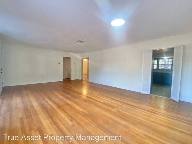 Foto del edificio - 4 br, 3 bath House - 2619 25th St