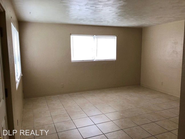 Building Photo - 3 br, 1 bath House - 1166 Bryn Mawr Drive