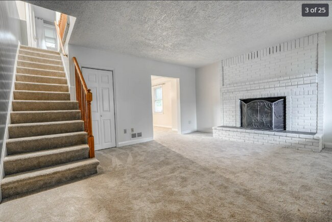 Foto del edificio - 3 Bedroom Rehabbed Home