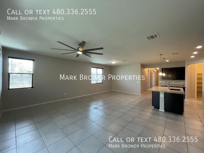 Building Photo - 18422 W Ida Ln