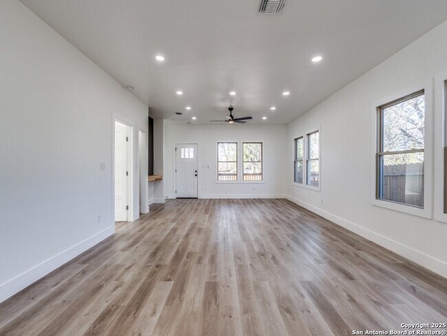 Foto del edificio - 938 Dawson St