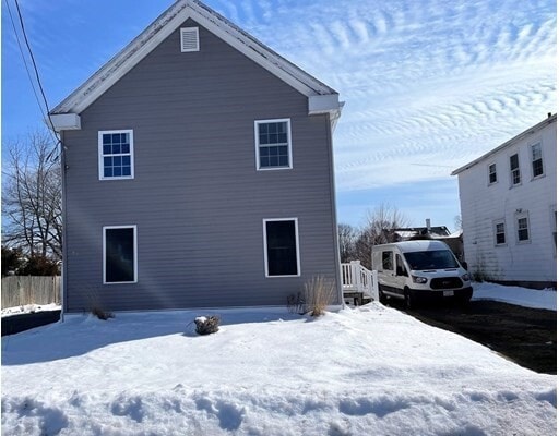 Primary Photo - 51 N Putnam St