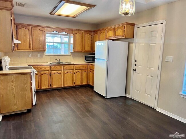 Foto del edificio - 17 Erica