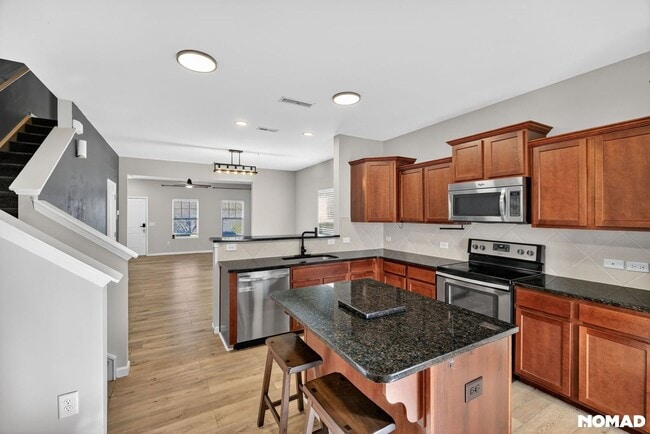 Building Photo - 2321 Autumn Mist Dr