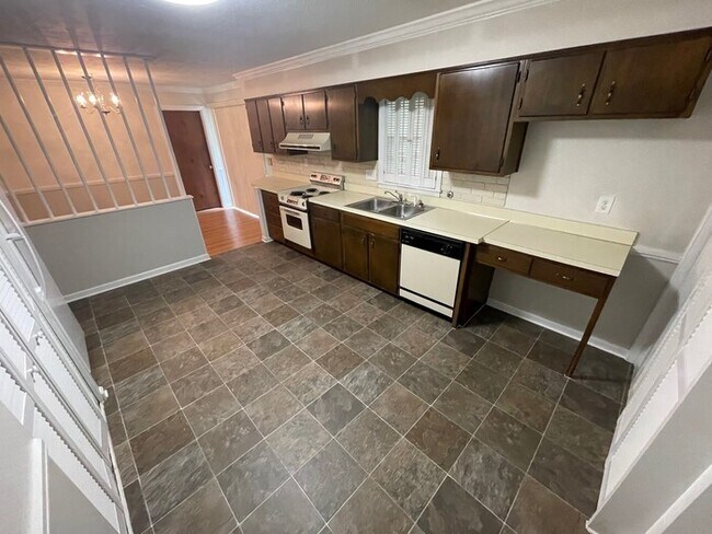 Foto del edificio - 3BD/2BA Single Family