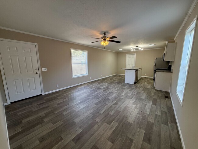 Foto del edificio - 12501 Apple Ln