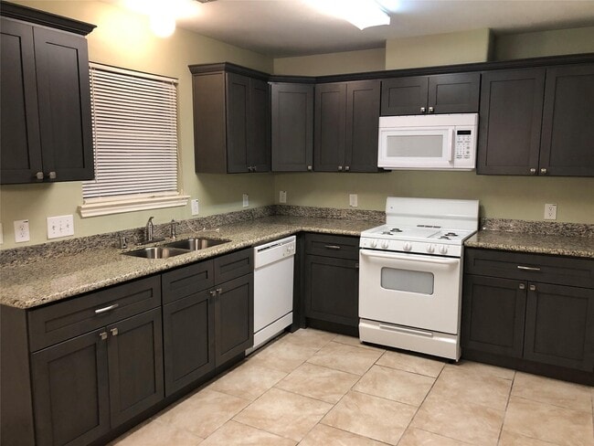 Building Photo - 2618 Shearwater Bend Dr